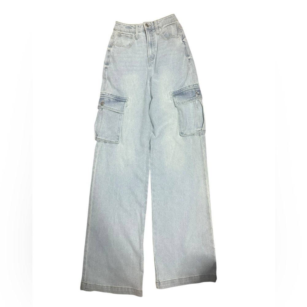 Women’s Juicy Couture jeans  25
